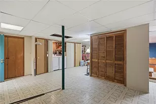 37 Crestwood Dr, West Warwick, RI 02893 - Photo 33