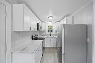 1392 Putnam Pike, Glocester, RI 02814 - Photo 5