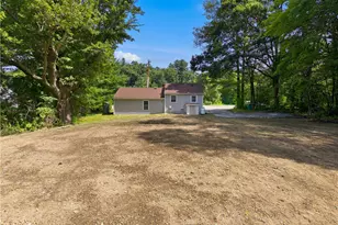 1392 Putnam Pike, Glocester, RI 02814 - Photo 21