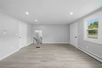 1392 Putnam Pike, Glocester, RI 02814 - Photo 9