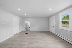 1392 Putnam Pike, Glocester, RI 02814 - Photo 9