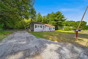 1392 Putnam Pike, Glocester, RI 02814 - Photo 27