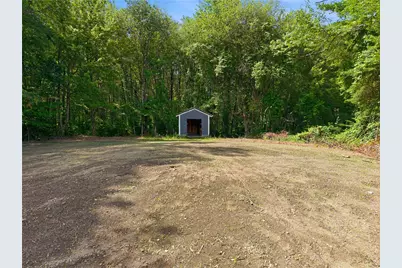 1392 Putnam Pike, Glocester, RI 02814 - Photo 23