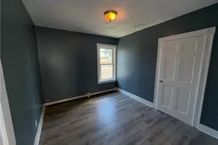 53 French St, Pawtucket, RI 02860 - Photo 9