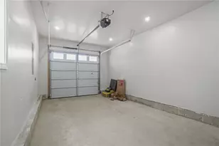354 Jastram St, Providence, RI 02908 - Photo 23