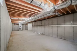 354 Jastram St, Providence, RI 02908 - Photo 27