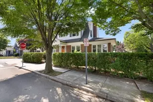 41 Wannamoisett Rd, East Providence, RI 02914 - Photo 37