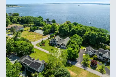 19 Ledge Road, Bristol, RI 02809 - Photo 3