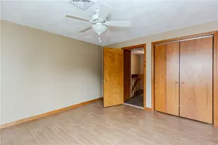 53 Hazael St, Providence, RI 02908 - Photo 7