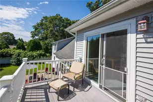 43 Inez St, Narragansett, RI 02882 - Photo 9