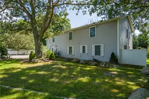 43 Inez St, Narragansett, RI 02882 - Photo 5