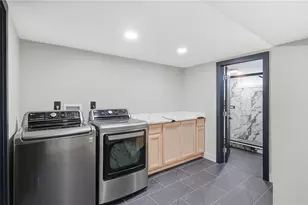 61 Shirley Blvd, Cranston, RI 02910 - Photo 39