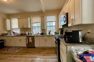 66 John St, Providence, RI 02906 - Photo 5