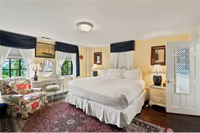 352 Spring Street, Newport, RI 02840 - Photo 23