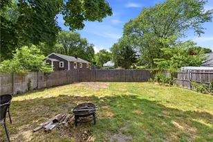1349 W Shore Rd, Warwick, RI 02889 - Photo 11