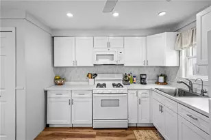 851 Manton Ave, Providence, RI 02909 - Photo 3