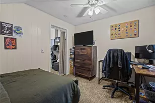 851 Manton Ave, Providence, RI 02909 - Photo 17
