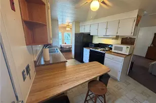 80 Cooper Ln, East Greenwich, RI 02818 - Photo 3