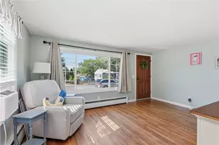 18 Lorraine Ave, Coventry, RI 02816 - Photo 9