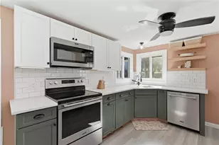 18 Lorraine Ave, Coventry, RI 02816 - Photo 5
