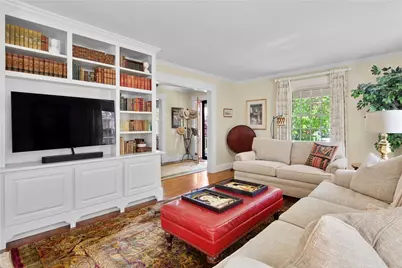 51 Ayrault Street, Newport, RI 02840 - Photo 9