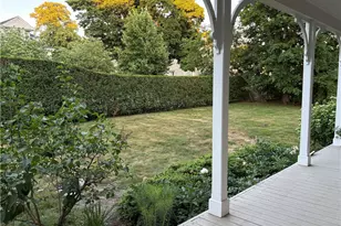 20 Greenough Pl, Newport, RI 02840 - Photo 3