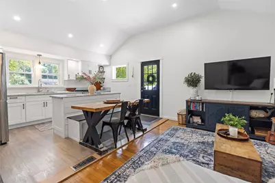 762 Waites Corner Road, South Kingstown, RI 02892 - Photo 13