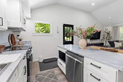 762 Waites Corner Road, South Kingstown, RI 02892 - Photo 7