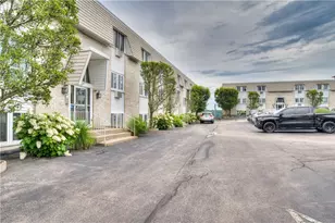 4430 Post Rd, Warwick, RI 02818 - Photo 21