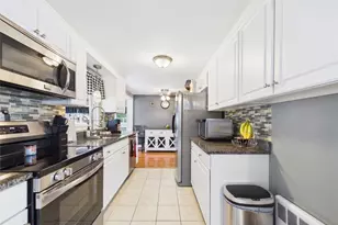 185 Vineyard Rd, Warwick, RI 02889 - Photo 7