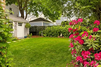 13 Atlantic Street, Newport, RI 02840 - Photo 17
