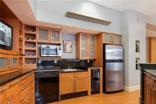 1000 Providence Pl, Providence, RI 02903 - Photo 33