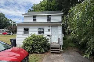 131 Park Ave, Warwick, RI 02889 - Photo 7