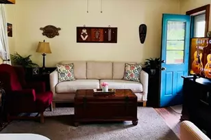47 Sherman Ave, Bristol, RI 02809 - Photo 3