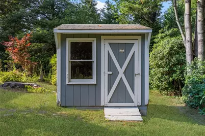 414 Beacon Avenue, Jamestown, RI 02835 - Photo 37