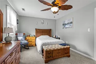 205 Woodhaven Ct, Cranston, RI 02920 - Photo 13