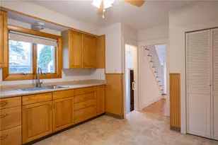 28 Rosewood Ave, Cranston, RI 02905 - Photo 25