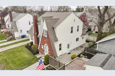 28 Rosewood Avenue, Cranston, RI 02905 - Photo 7