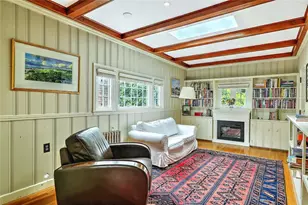 31 Clarendon Ave, Providence, RI 02906 - Photo 13