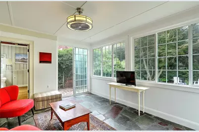 31 Clarendon Avenue, Providence, RI 02906 - Photo 27