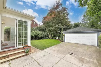 31 Clarendon Avenue, Providence, RI 02906 - Photo 49