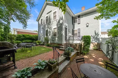 22 Farewell Street #2, Newport, RI 02840 - Photo 19