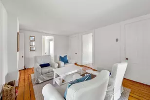 22 Farewell St, Newport, RI 02840 - Photo 5