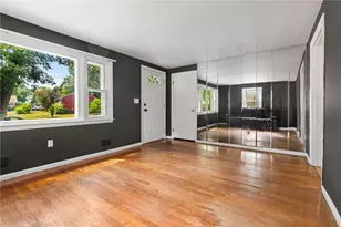 142 Adrian St, Warwick, RI 02886 - Photo 7