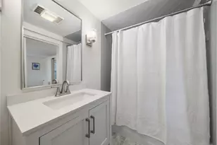 22 Farewell St, Newport, RI 02840 - Photo 11