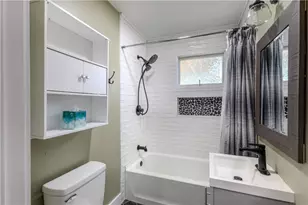 1640 Cranston St, Cranston, RI 02930 - Photo 13