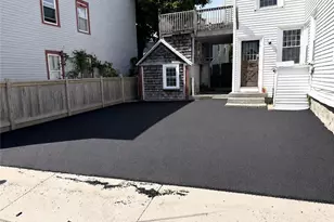 283 Spring St, Newport, RI 02840 - Photo 15