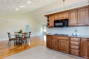 3 Sweet Corn Dr, Cranston, RI 02921 - Photo 9