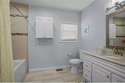 22 Taft Avenue, Providence, RI 02906 - Photo 17
