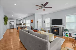 22 Taft Ave, Providence, RI 02906 - Photo 1